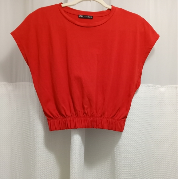 Zara cropped top. Red. Size small. EUC. - Picture 1 of 5